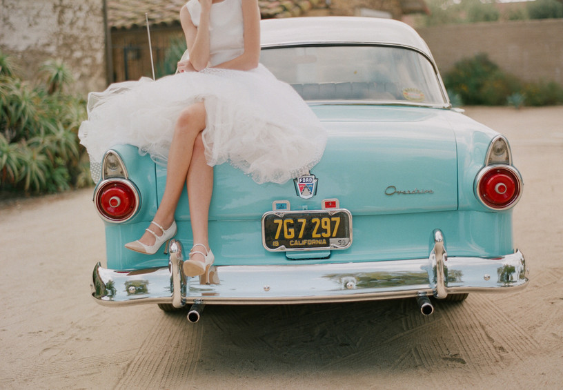 Невеста на машине