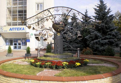 Скульптура Сердце всей Украины - фото 3