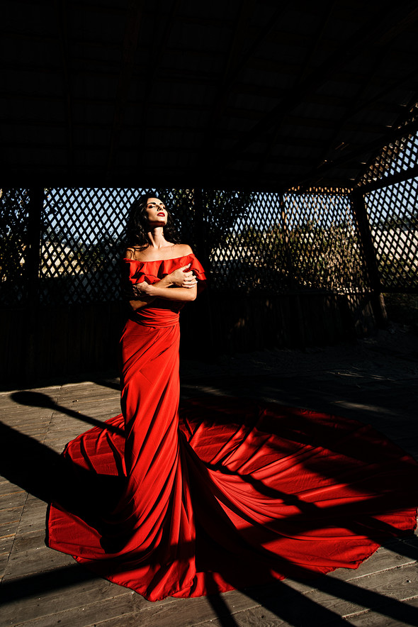 Red & Black - фото №7
