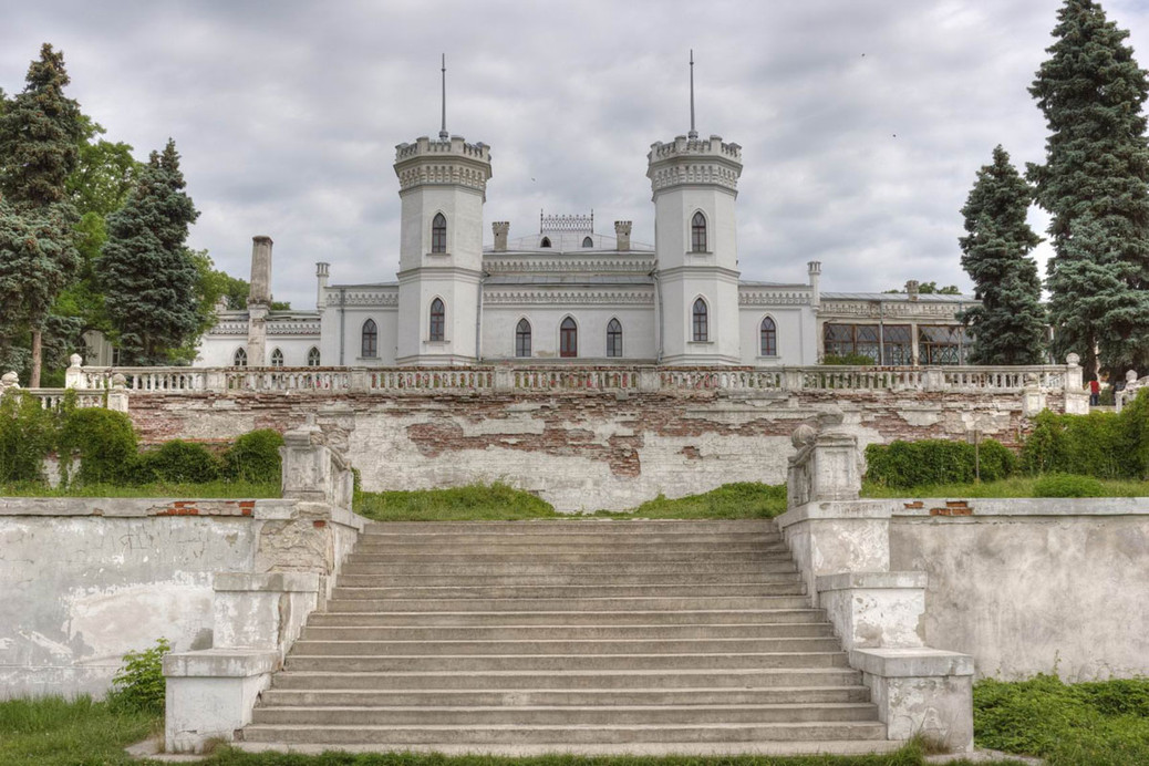 Дворцовый комплекс в Шаровке