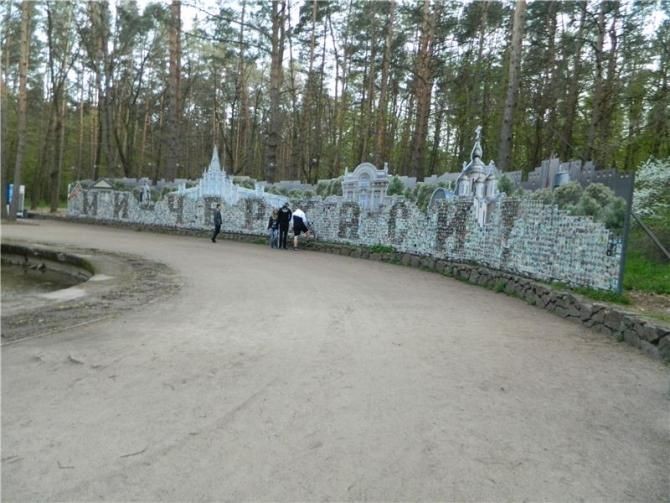 Фейсвол (“Стена лиц”)