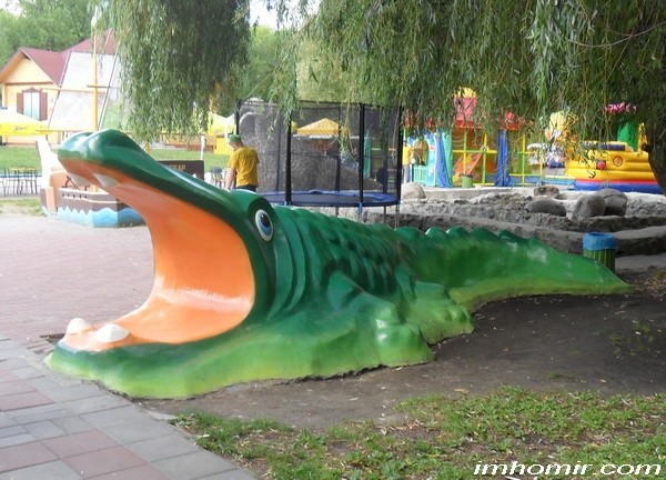 Детский городок и Поляна сказок