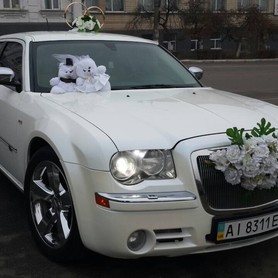 Chrysler 300C - авто на весілля у Києві - портфоліо 4