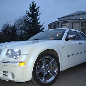 Chrysler 300C - авто на весілля у Києві - портфоліо 3