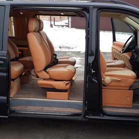 Mercedes Vito - авто на весілля у Києві - портфоліо 4