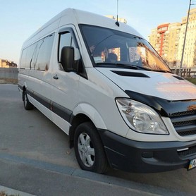 Mercedes Sprinter - авто на весілля у Києві - портфоліо 1