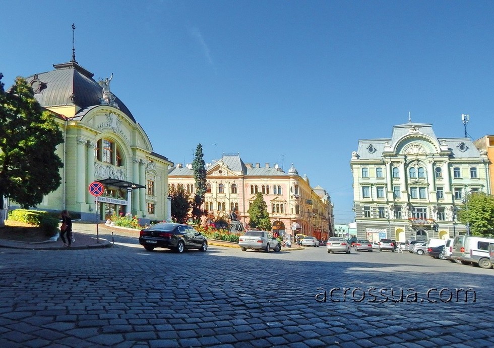  Театральная площадь