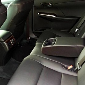 Toyota Camry 50 (чёрная) - авто на весілля у Києві - портфоліо 3