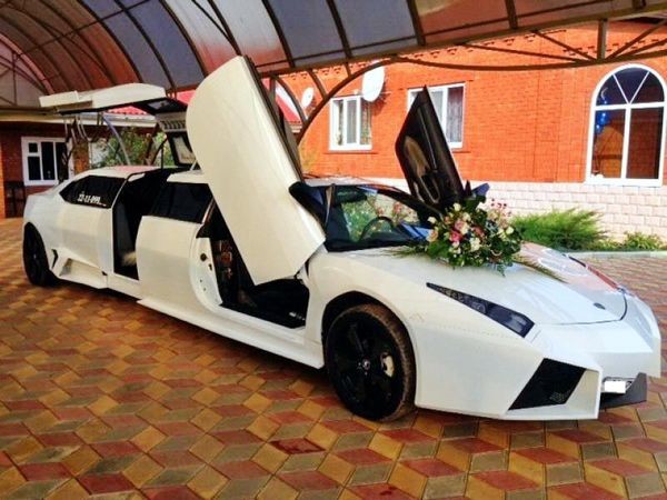 003 Лімузин Lamborghini Reventon 