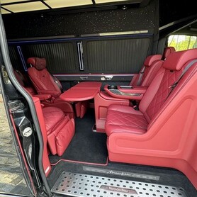 008 Мікроавтобус Mercedes-Benz Sprinter VIP чорний - авто на весілля у Києві - портфоліо 6