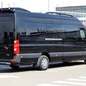 012 Mercedes-Benz Sprinter чорний прокат оренда - авто на весілля у Києві - портфоліо 2