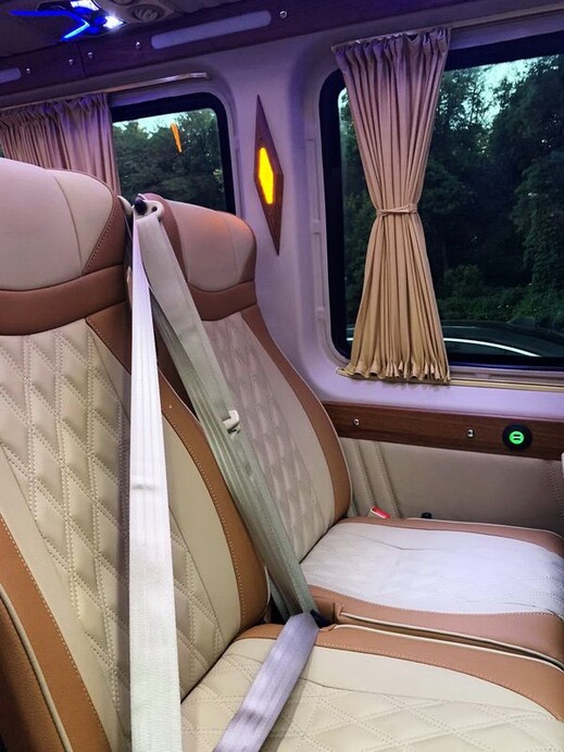 012 Mercedes-Benz Sprinter чорний прокат оренда 