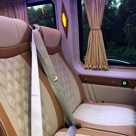 012 Mercedes-Benz Sprinter чорний прокат оренда - авто на весілля у Києві - портфоліо 3