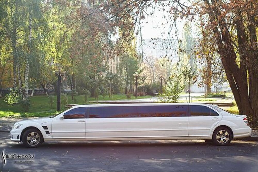 029 Лімузин Mercedes-Benz W221 S63 білий 
