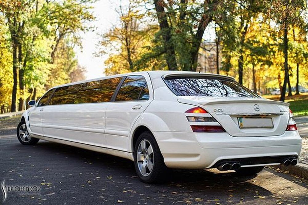 029 Лімузин Mercedes-Benz W221 S63 білий 
