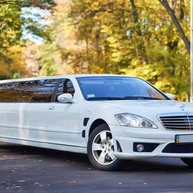 029 Лімузин Mercedes-Benz W221 S63 білий - авто на весілля у Києві - портфоліо 1