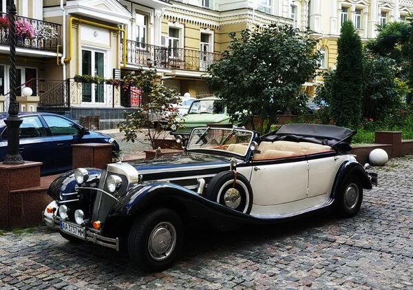 190 Ретро автомобіль Mercedes-Benz 540 Borman 