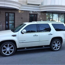 232 Позашляховик Cadillac Escalade білий - авто на весілля у Києві - портфоліо 4