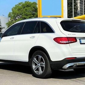 087 Mercedes GLC 300 білий джип на весілля - авто на весілля у Києві - портфоліо 3