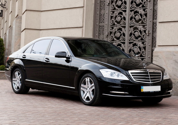 092 Mercedes-Benz W221 S500L black 