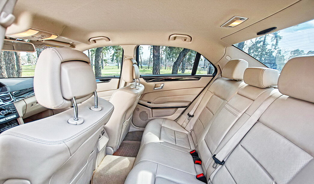 104 Mercedes W212 E-class 250 NEW 
