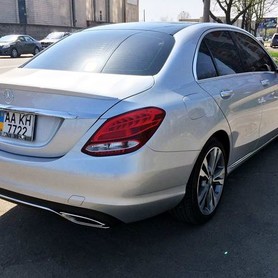 109 Mercedes-Benz С300 серебристый - авто на весілля у Києві - портфоліо 4