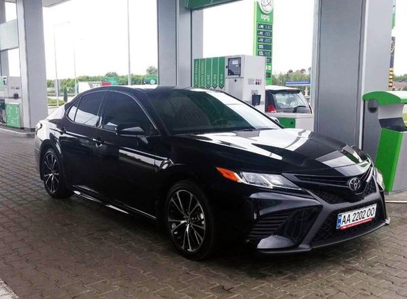 149 Toyota Camry V70 черная 2018  