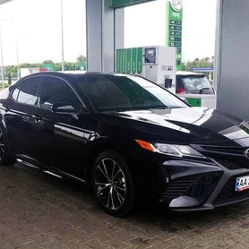 149 Toyota Camry V70 черная 2018 - авто на весілля у Києві - портфоліо 4