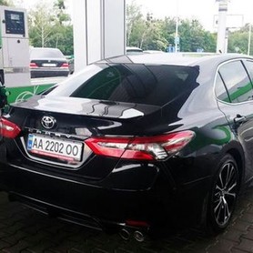 149 Toyota Camry V70 черная 2018 - авто на весілля у Києві - портфоліо 5