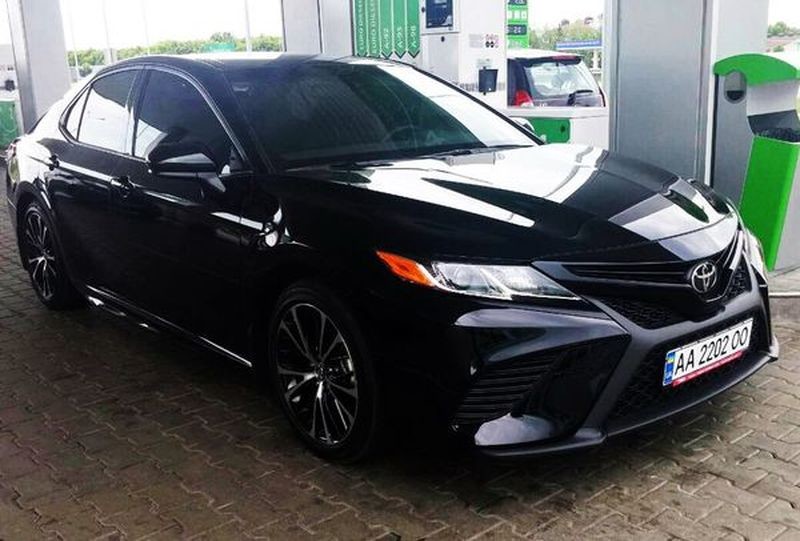 149 Toyota Camry V70 черная 2018  
