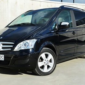 284 мікроавтобус Mercedes Viano - авто на весілля у Києві - портфоліо 1