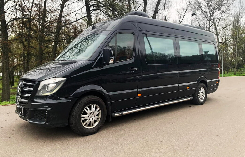278 Мікроавтобус Mercedes Sprinter чорний VIP 