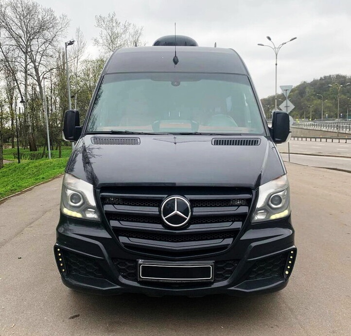 278 Мікроавтобус Mercedes Sprinter чорний VIP 