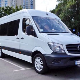 310 Мікроавтобус Mercedes Sprinter білий - авто на весілля у Києві - портфоліо 1
