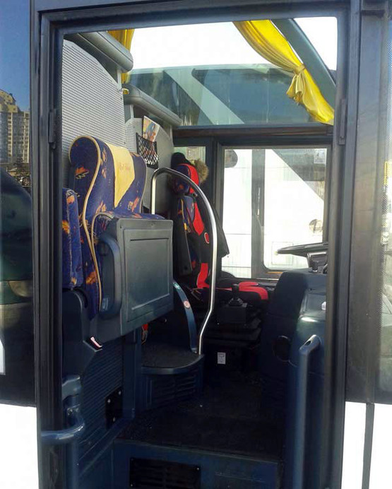 334 Автобус Neoplan 516 на 60 мест 