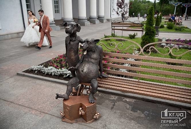 Скульптура Друг
