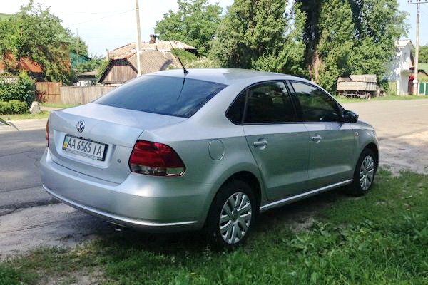 184 Volkswagen Polo седан 