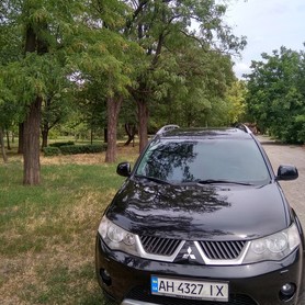Mitsubishi Outlander XL - авто на весілля у Маріуполі - портфоліо 2