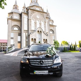 Mercedes ML320 - авто на весілля у Вінниці - портфоліо 1