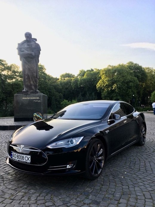 Тесла 