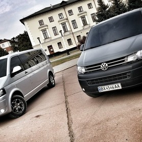 Авто для гостей Volkswagen T5 - авто на весілля у Хмельницькому - портфоліо 2
