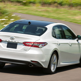 Toyota Camry 70 - авто на весілля у Харкові - портфоліо 3