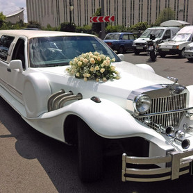 Rolls Royce Excalibur - авто на весілля у Харкові - портфоліо 1