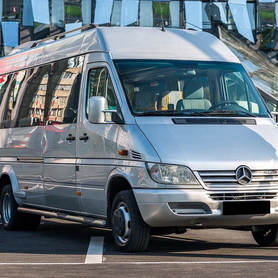 Mercedes Sprinter - авто на весілля у Харкові - портфоліо 1