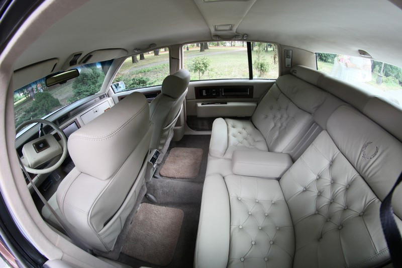 Cadillac Fleetwood 