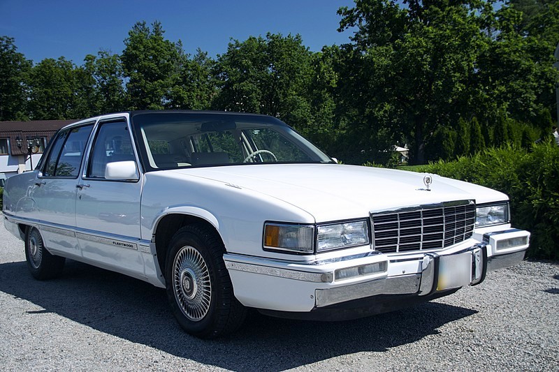 Cadillac Fleetwood 