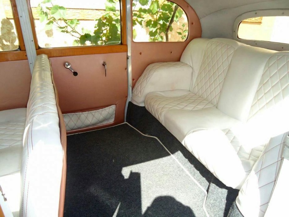 Mercedes Pullman 230 