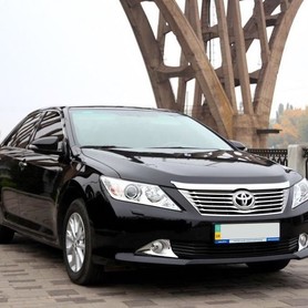 Toyota Camry 50 - авто на весілля у Дніпрі - портфоліо 2
