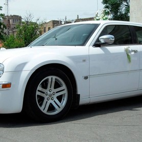 Chrysler 300C - авто на весілля у Миколаєві - портфоліо 1