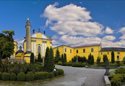 Петропавловский кафедральный костел - фото 1
